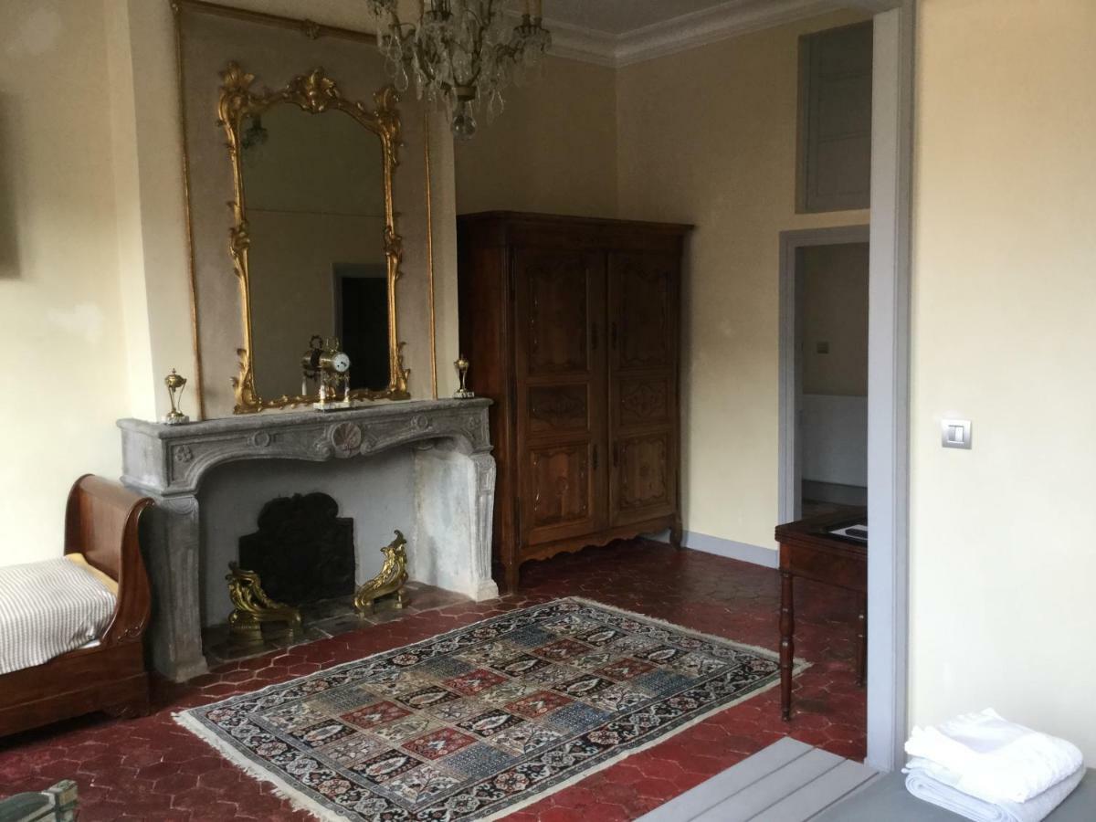 Отель Manoir D'Aubeterre Marsat Экстерьер фото